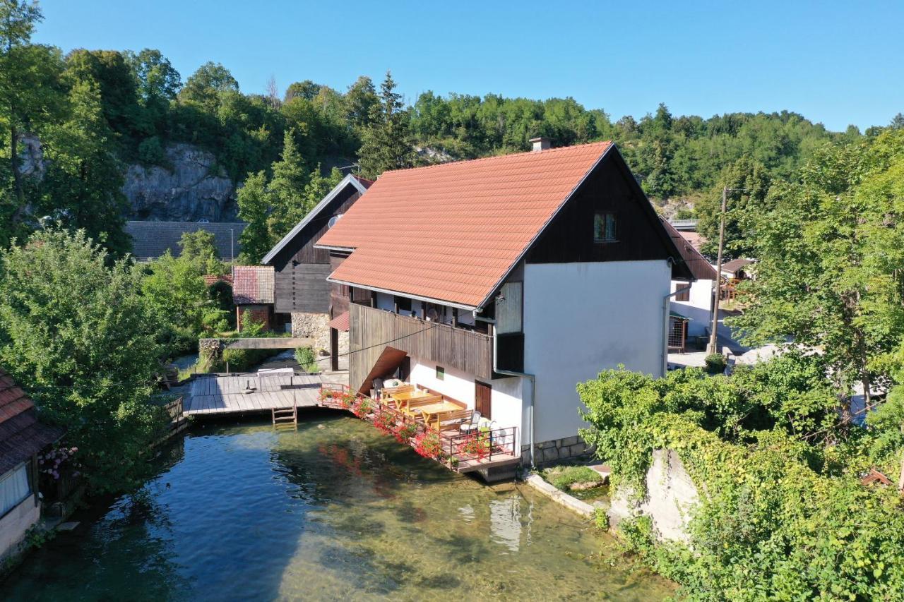 Guest House Vuceta Slunj Exterior foto