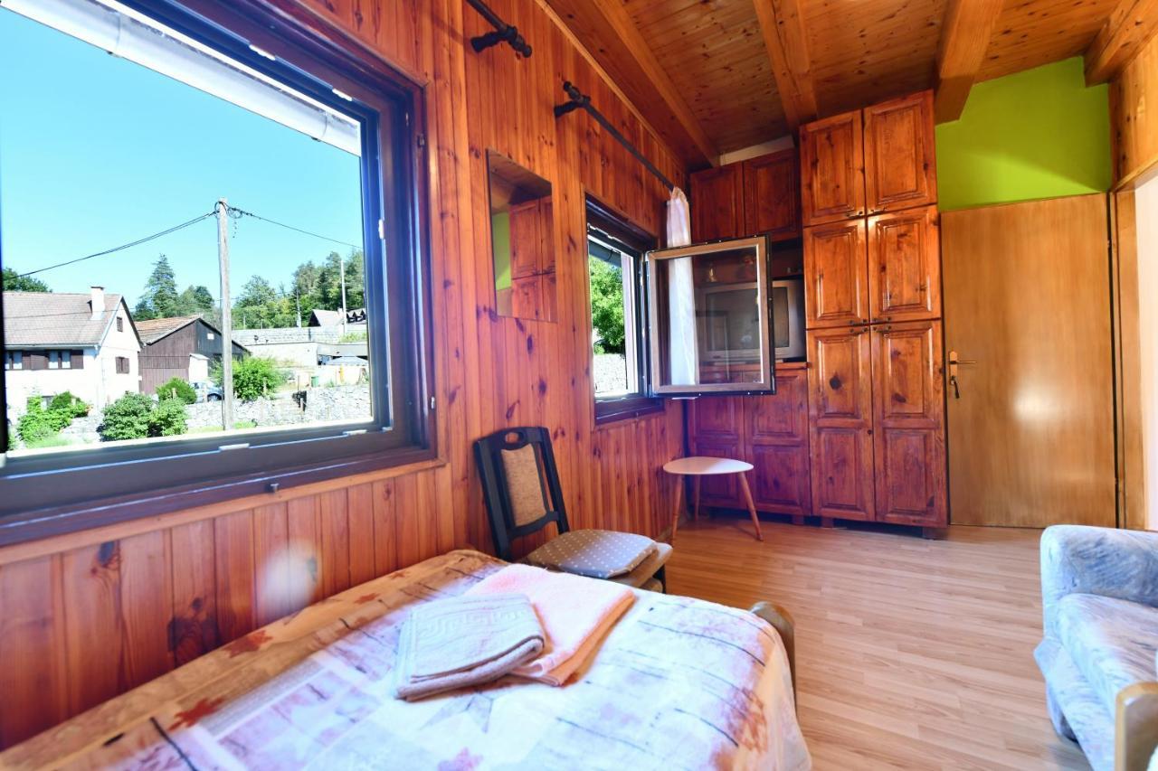 Guest House Vuceta Slunj Exterior foto