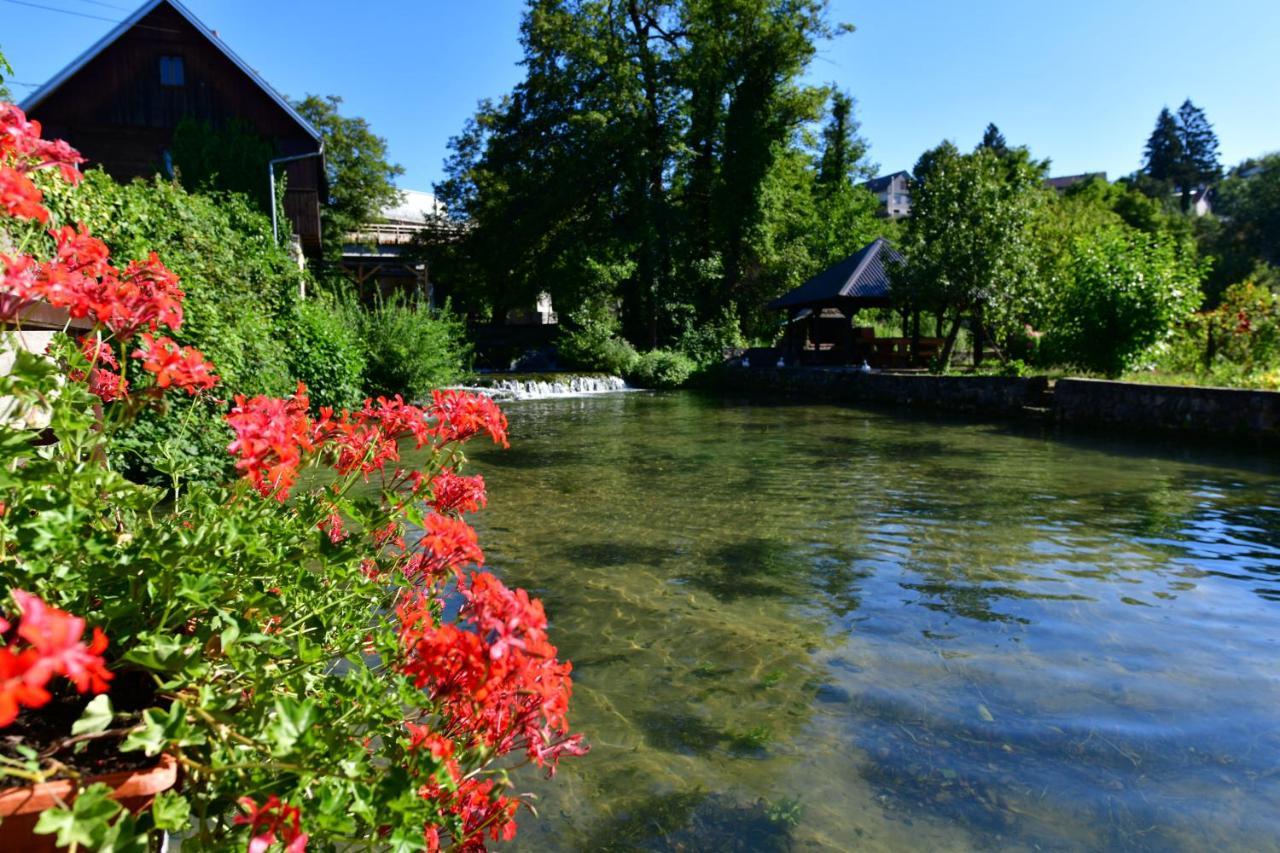 Guest House Vuceta Slunj Exterior foto