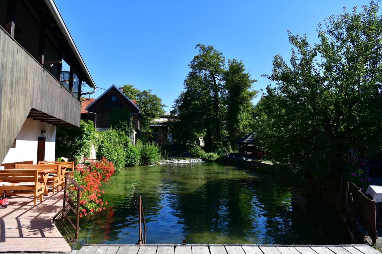 Guest House Vuceta Slunj Exterior foto